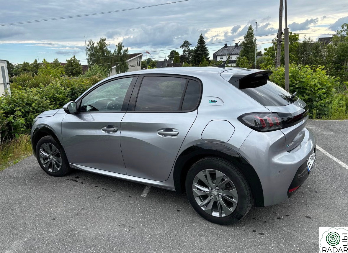 PEUGEOT 208 Allure 136hk
