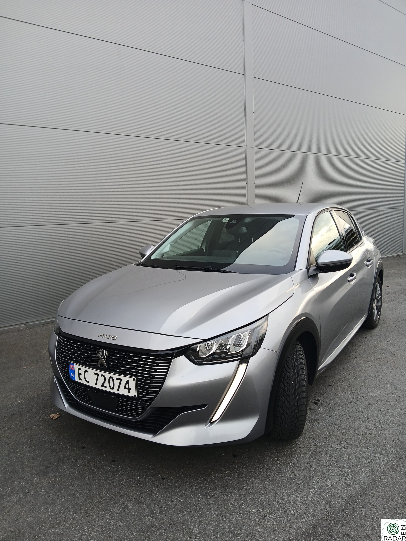 PEUGEOT 208 GT 136hk