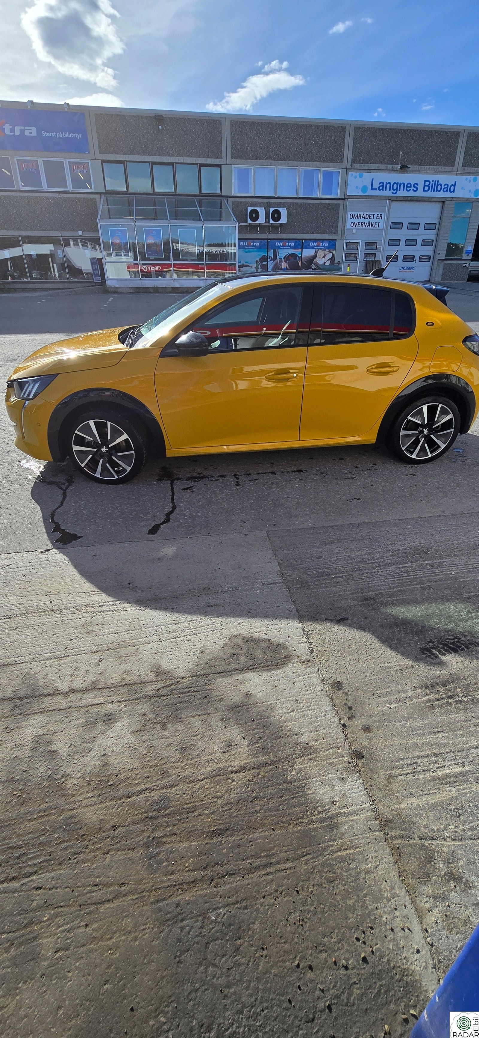 PEUGEOT 208 GT Pack 136hk