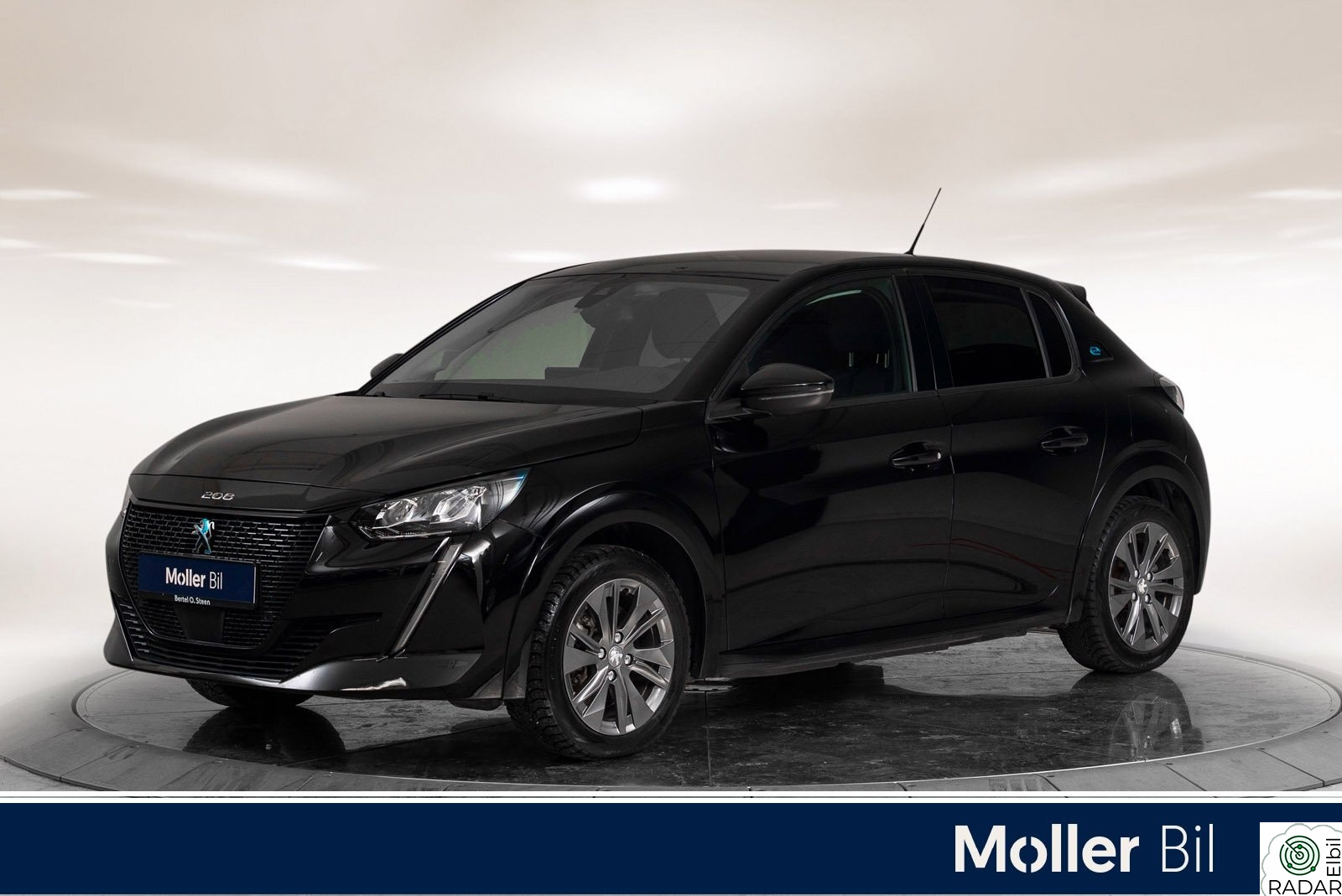 PEUGEOT 208 Allure 136hk - 360Kam, Delskinn, Navi, ACC