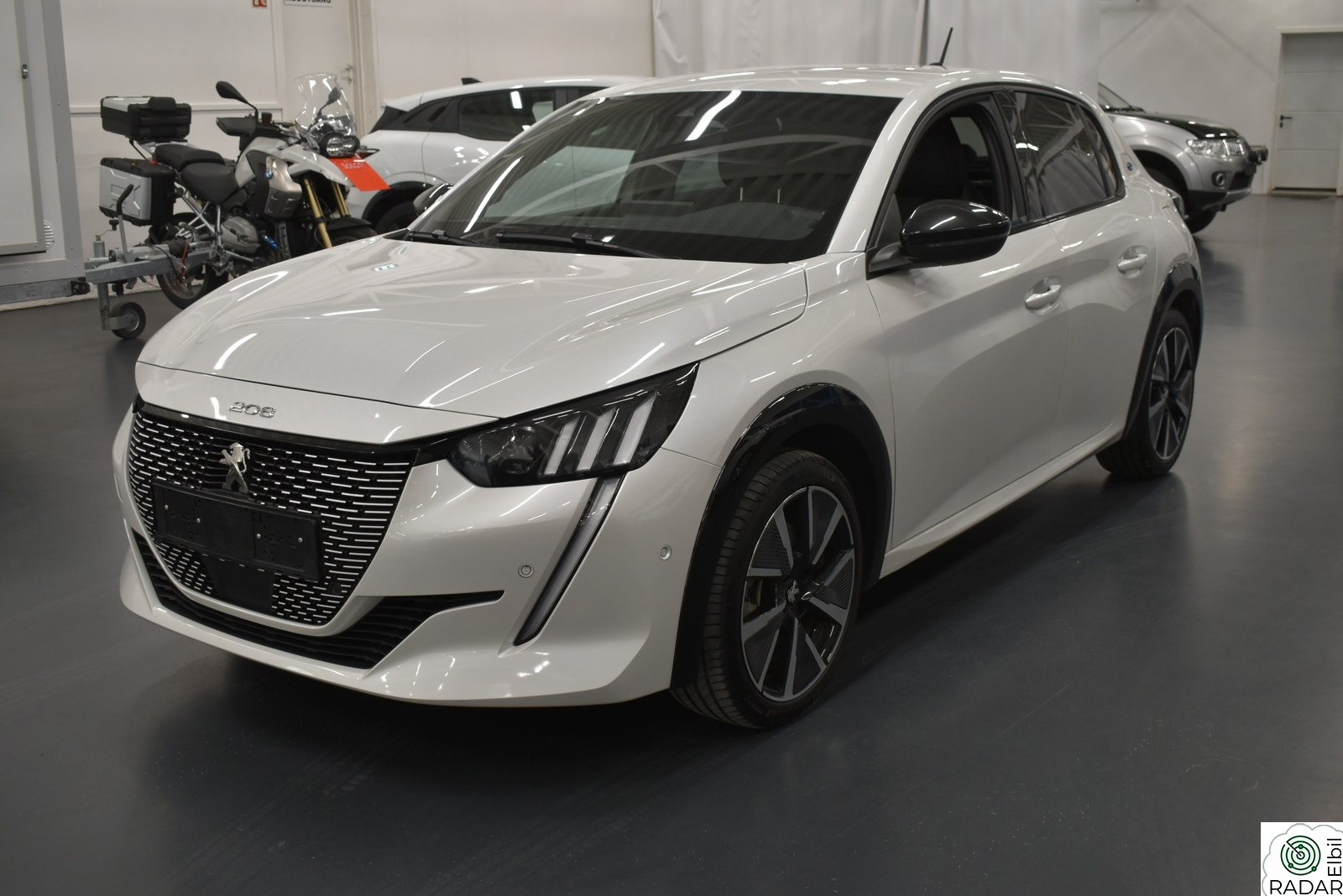 PEUGEOT 208 GT Pack 136hk
