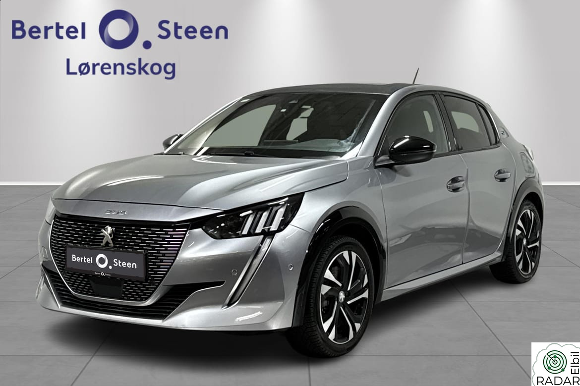 PEUGEOT 208 GT | Panorama soltak | Alcantara seter | AdaptivCruise