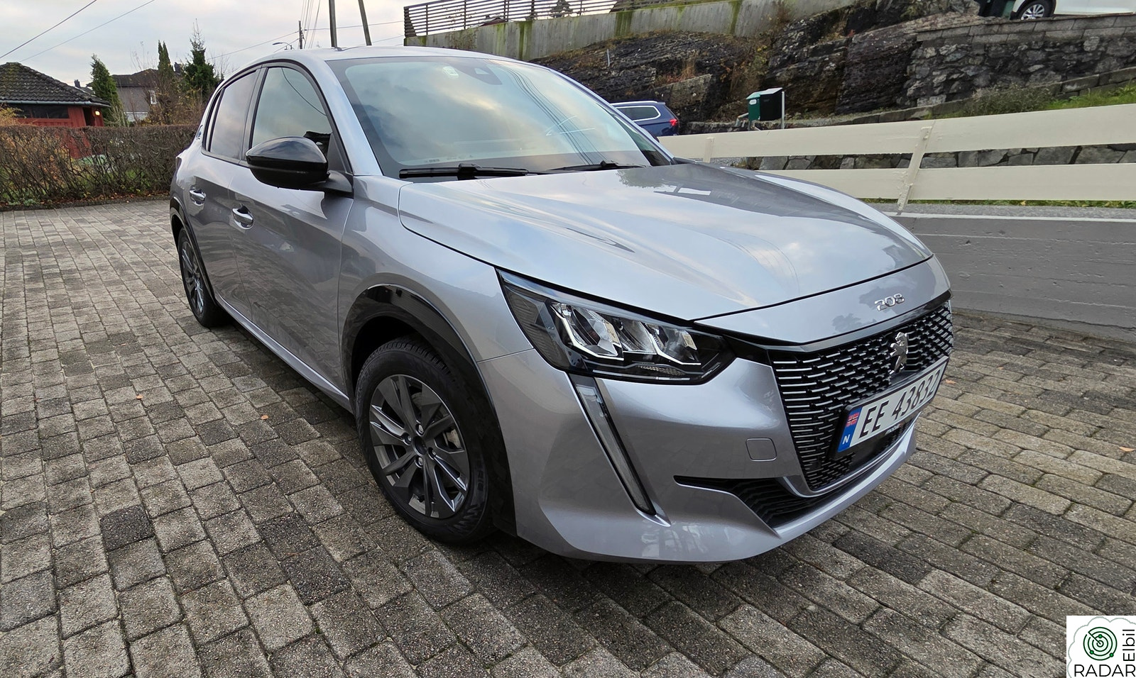 PEUGEOT 208 Allure, Activ 136 HK