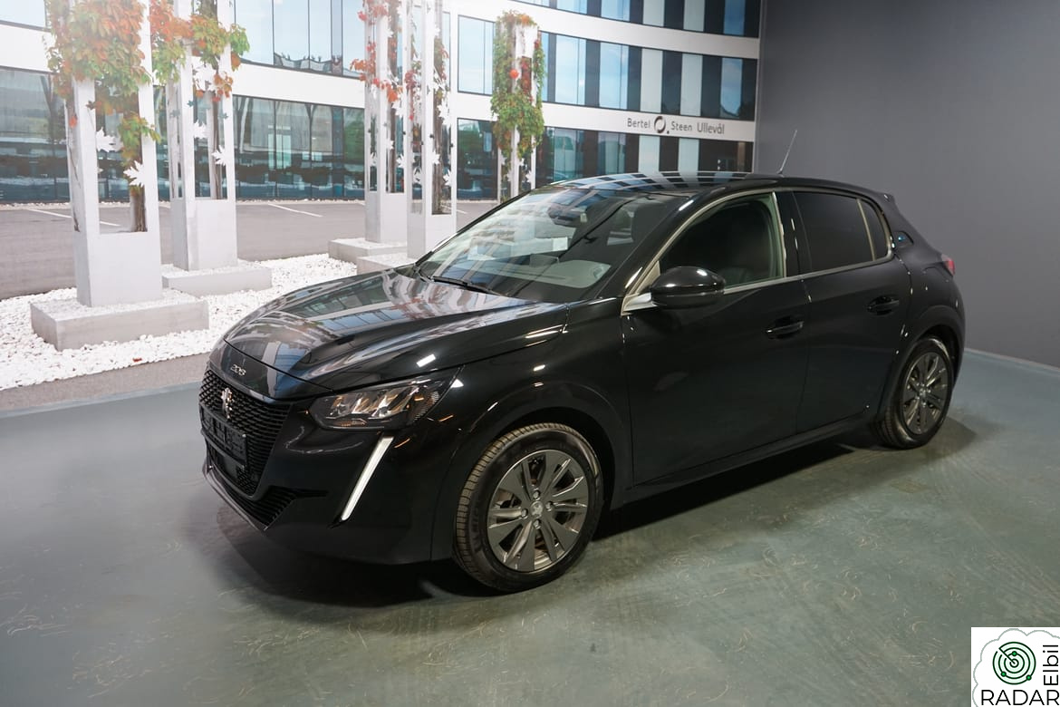 PEUGEOT 208 e-208 Allure kun kjørt 12500 km.