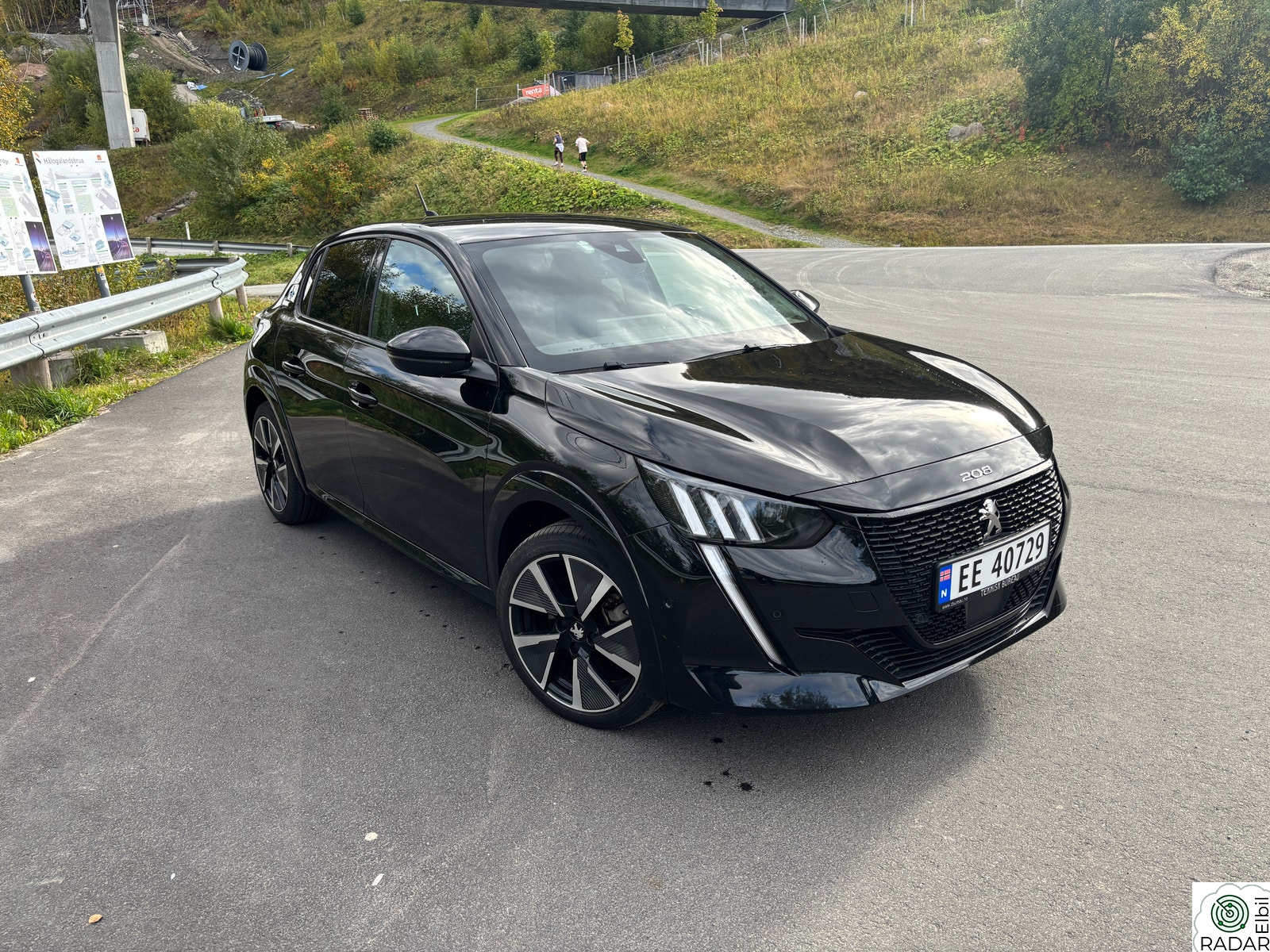 PEUGEOT 208 GT 136hk