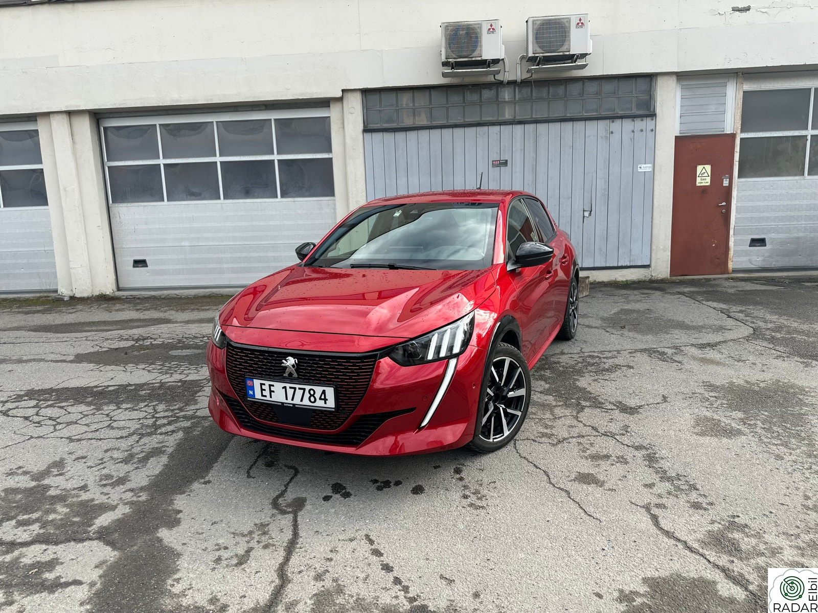 PEUGEOT 208 GT 136hk