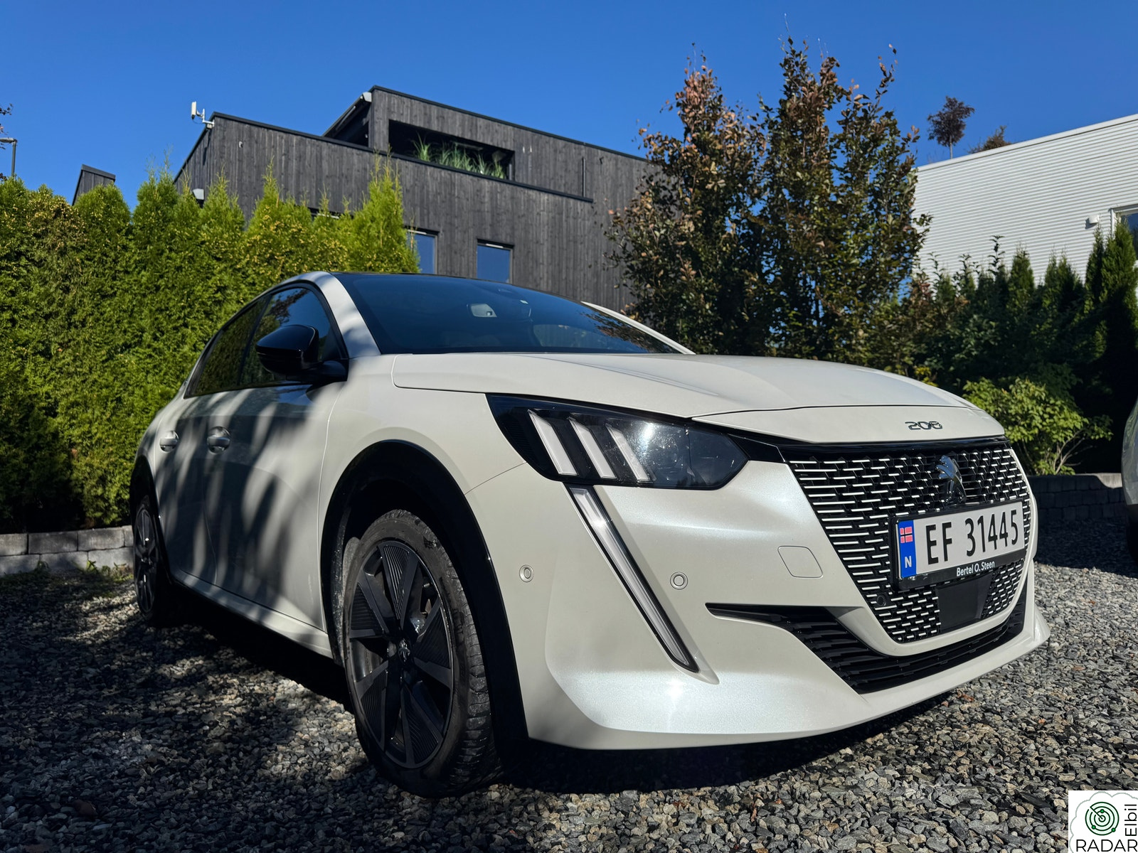 PEUGEOT 208 GT 136hk - Strøken og med alt mulig ekstra utstyr