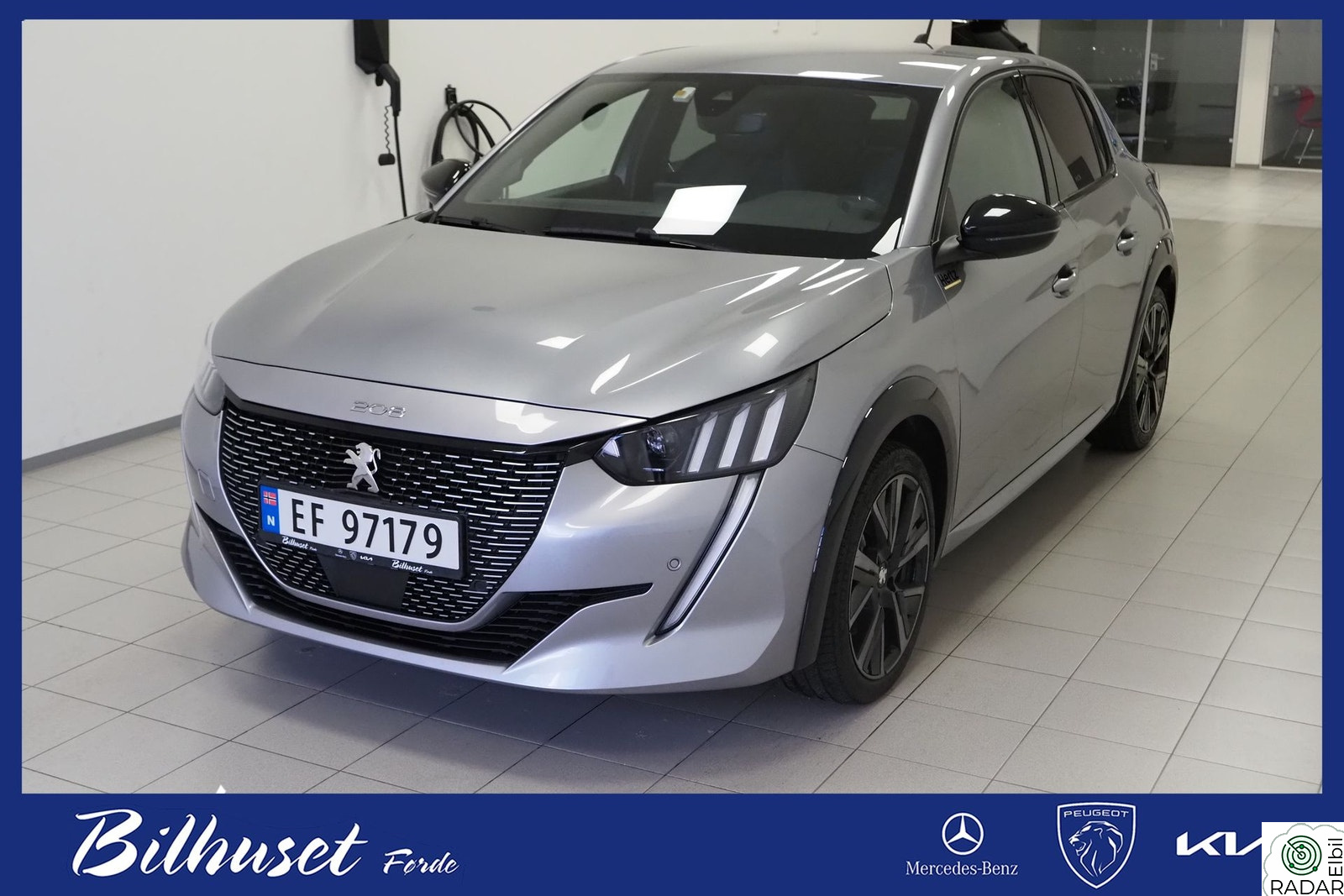 PEUGEOT 208 GT 136hk / NAVI / ACC