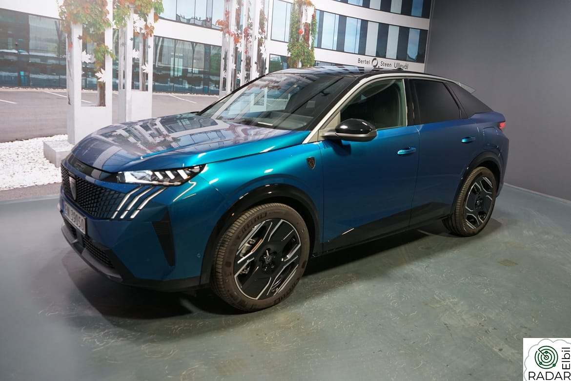 PEUGEOT 3008 E-3008 GT / Godt utstyrt
