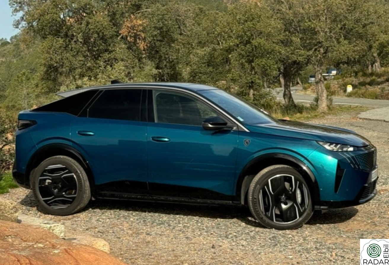PEUGEOT 3008 GT 210hk 2WD