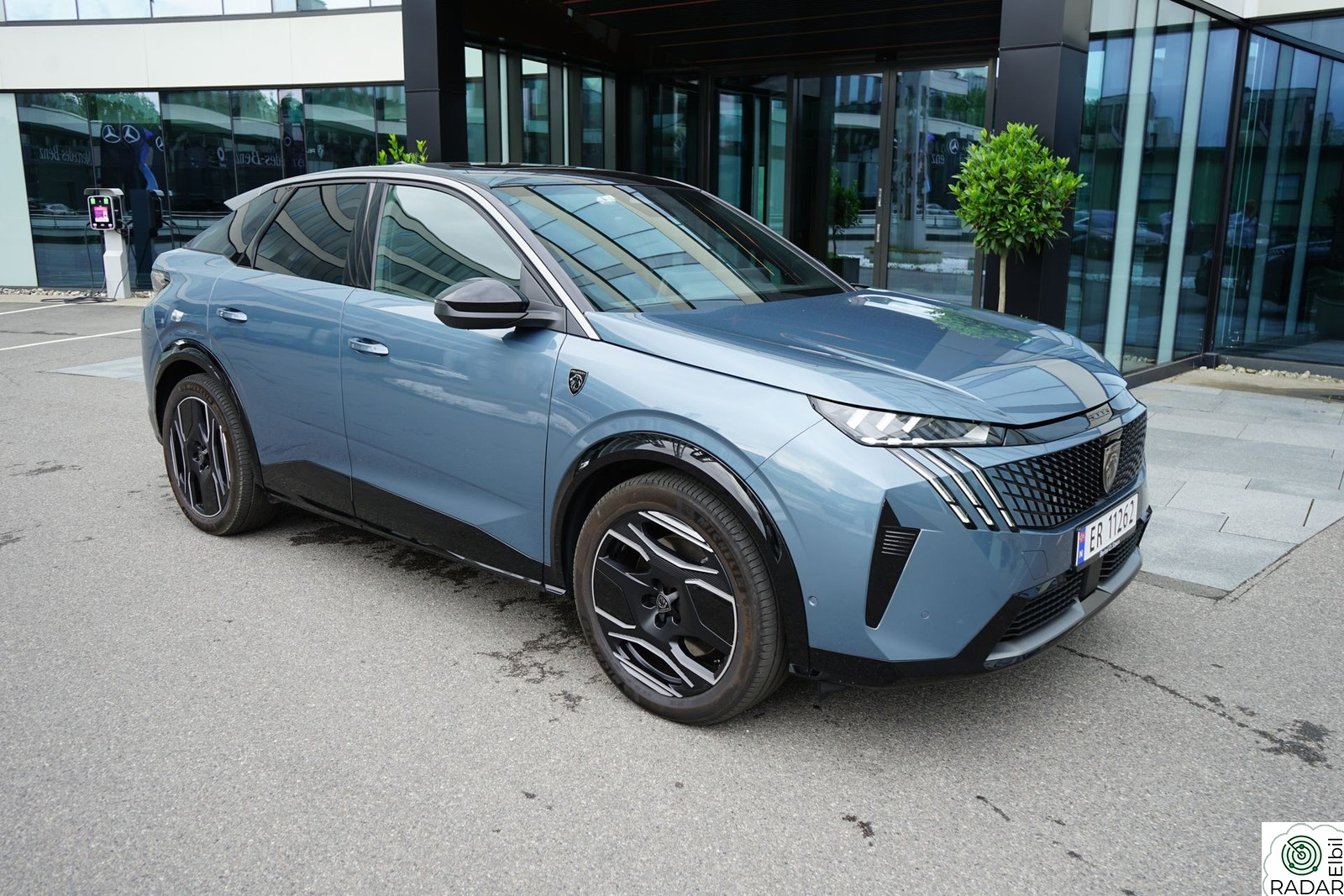 PEUGEOT 3008 GT+ 4WD - mye utstyr !