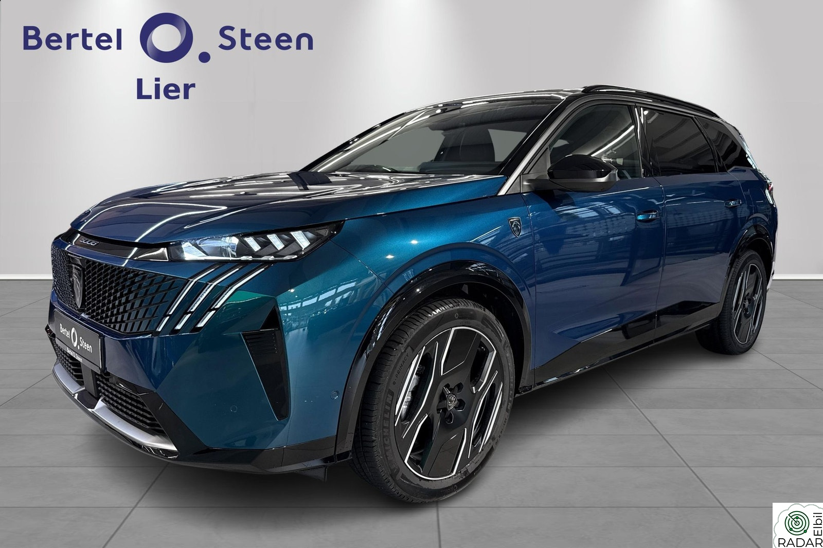 PEUGEOT 5008 E-5008|4x4|360° kamera|Massasje|Panorama | Hengerfeste