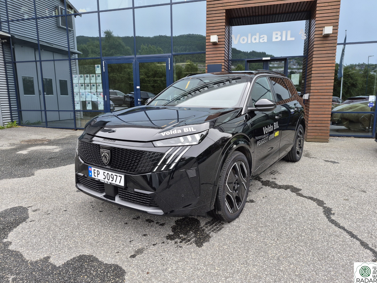 PEUGEOT 5008 GT Executive 325hk 4WD ACC,Pano,Skinn,El.sete,Navi,LED