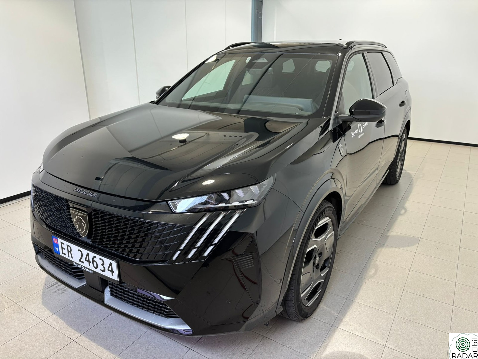 PEUGEOT 5008 GTE 4x4 Hengerfeste, meget godt utstyrt.