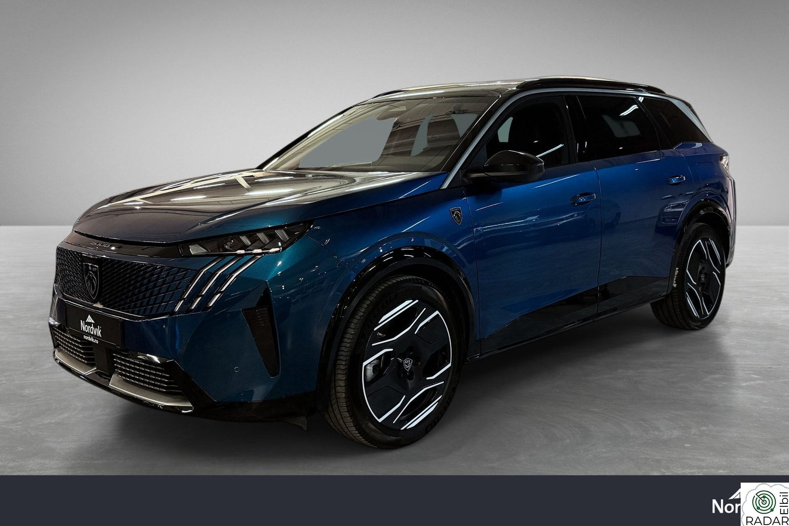 PEUGEOT 5008 GT/210hk/ACC/Skinn/Navi/Matrix Lys/R.kamera/7 seter