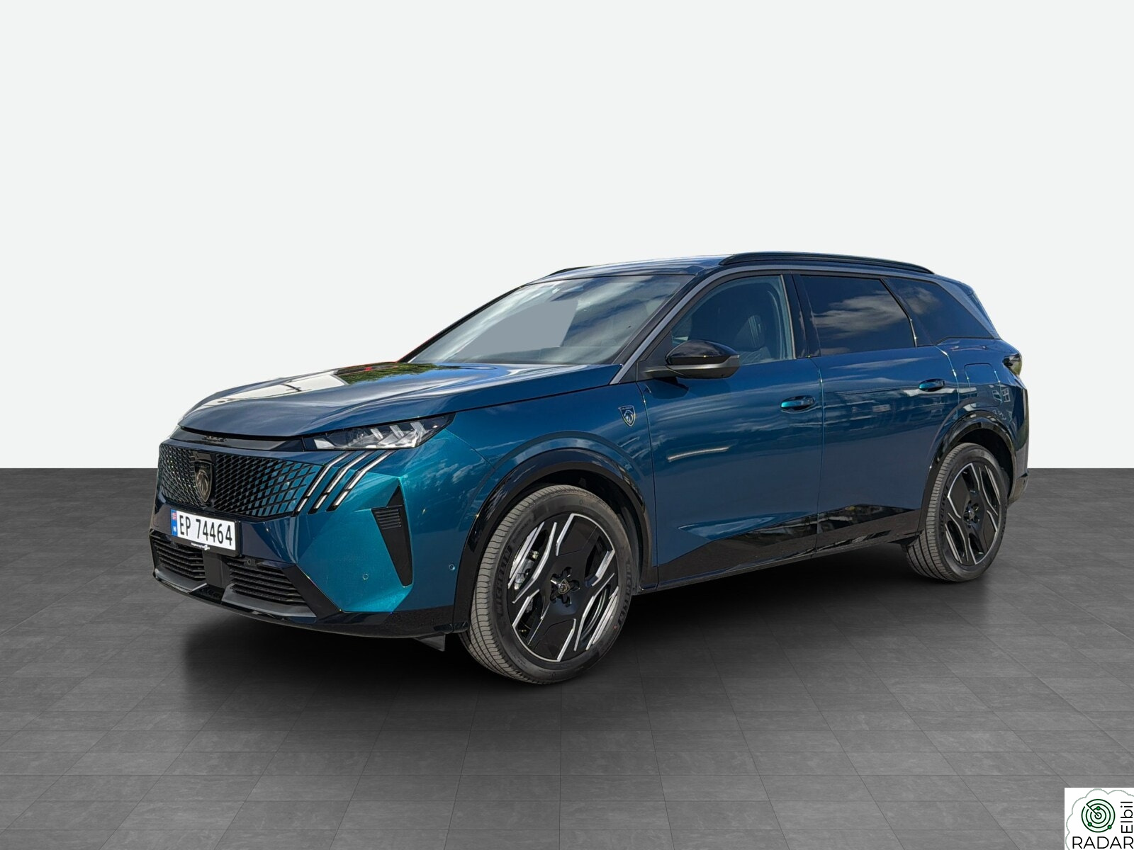 PEUGEOT 5008 GT Executive 325hk 4WD ACC,EL-luke,LED-Matrix,Krok,Navi