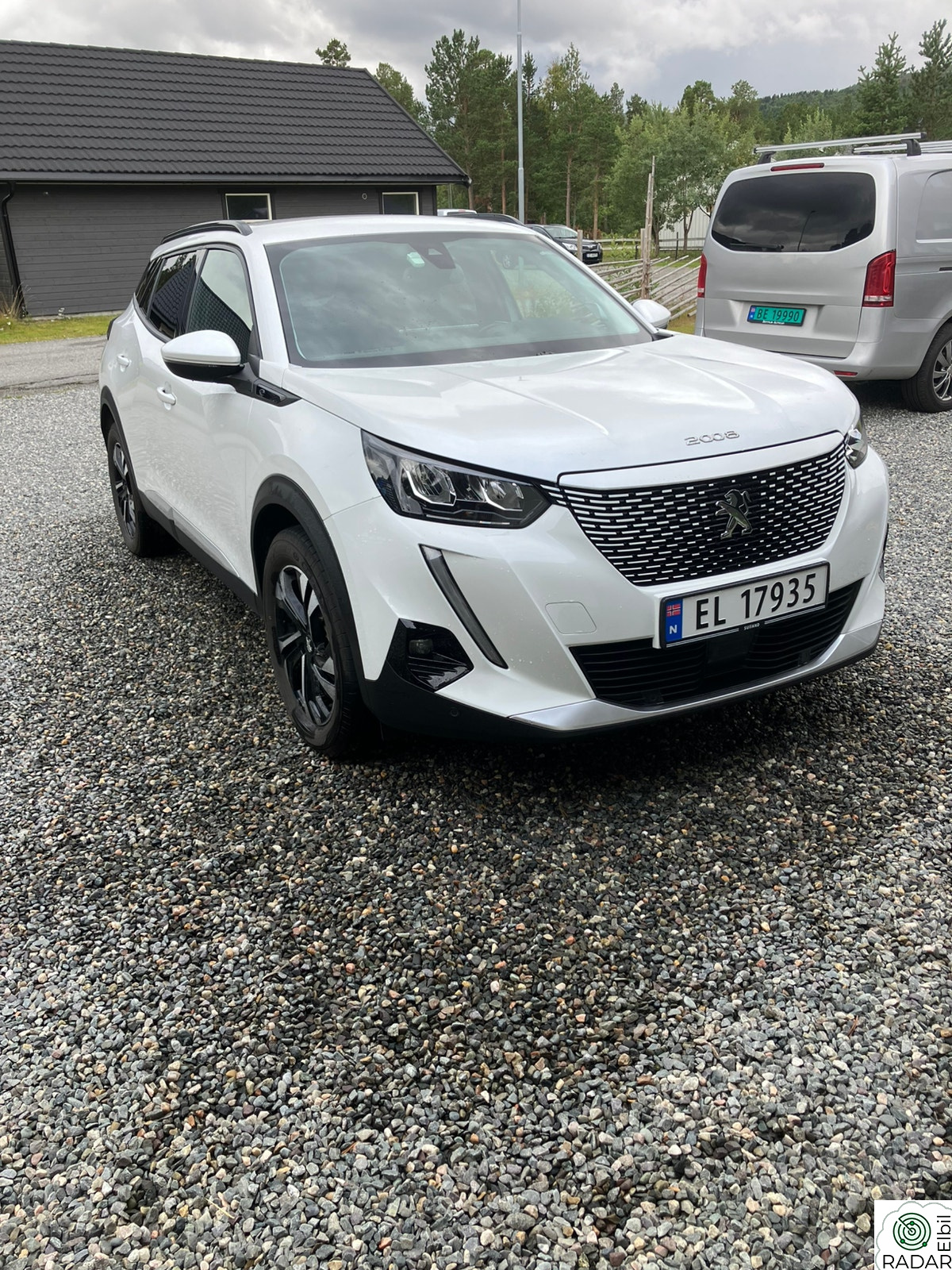 PEUGEOT 2008 Allure 136hk