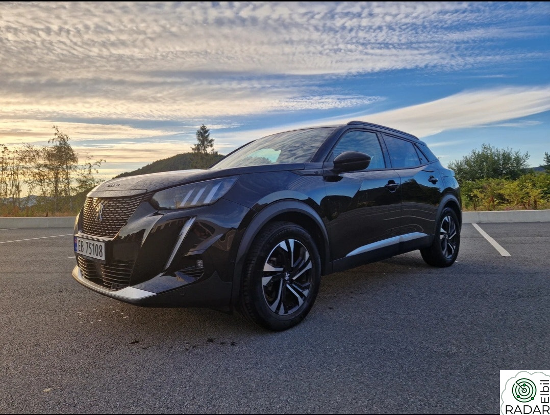 PEUGEOT 2008 GT Line 136hk