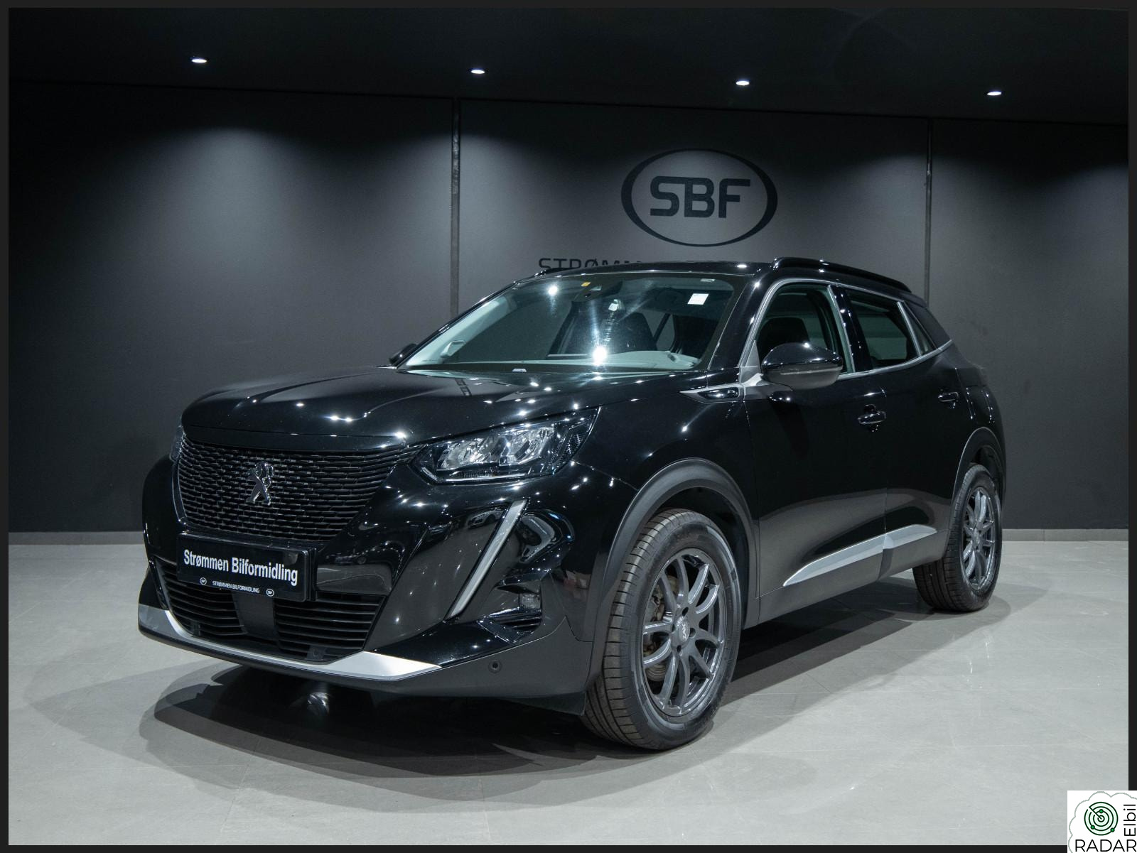 PEUGEOT 2008 136HK ALLURE/ACC/RYGGEKAMERA/NAVI/CARPLAY