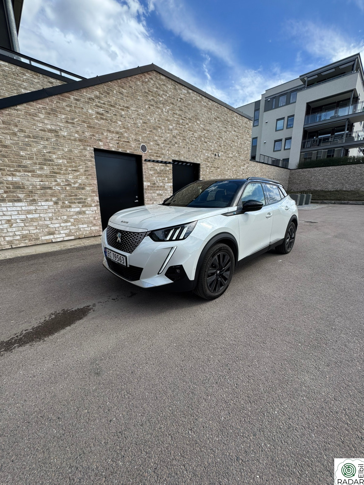 PEUGEOT 2008 GT 136hk