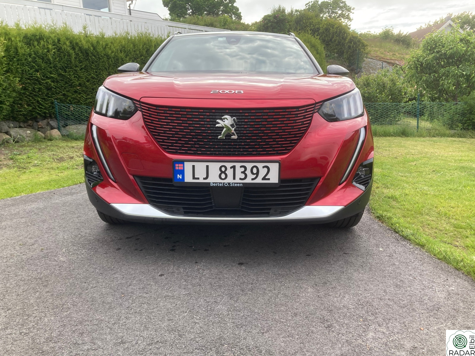 PEUGEOT 2008 GT-Line 136hk, en eier