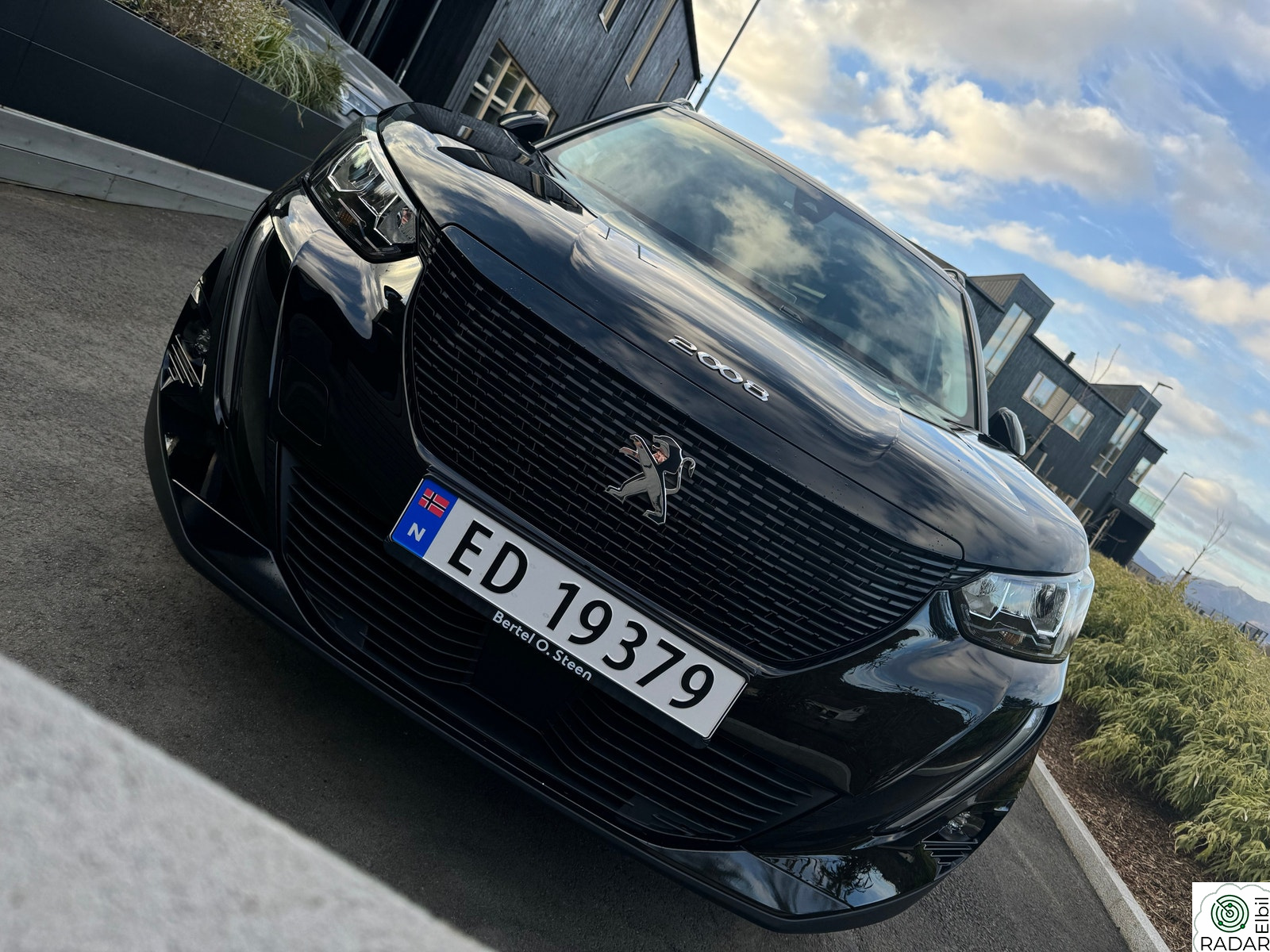 PEUGEOT 2008 Ryggekam, Keyless, App, Carplay, Navi, Cruise, DAB ++