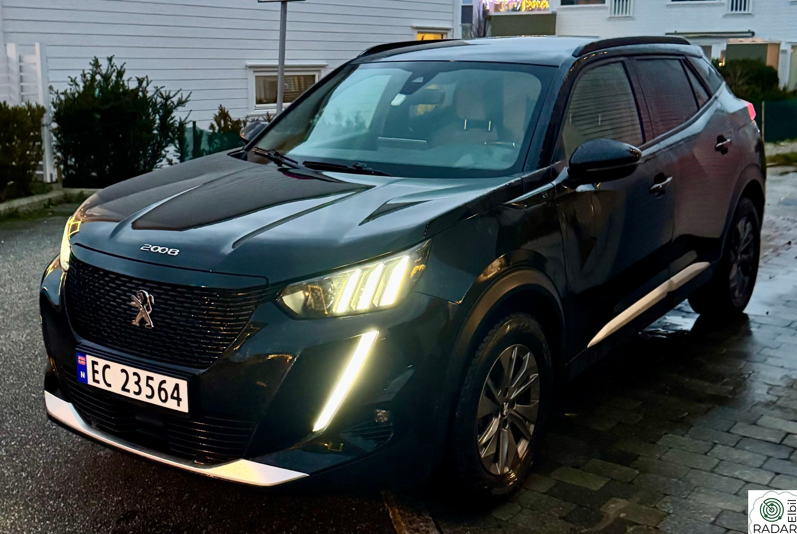 PEUGEOT 2008 GT LINE 322WLTP/LED/NORSK/KAMERA/ACC/NAVI/DELSKINN/