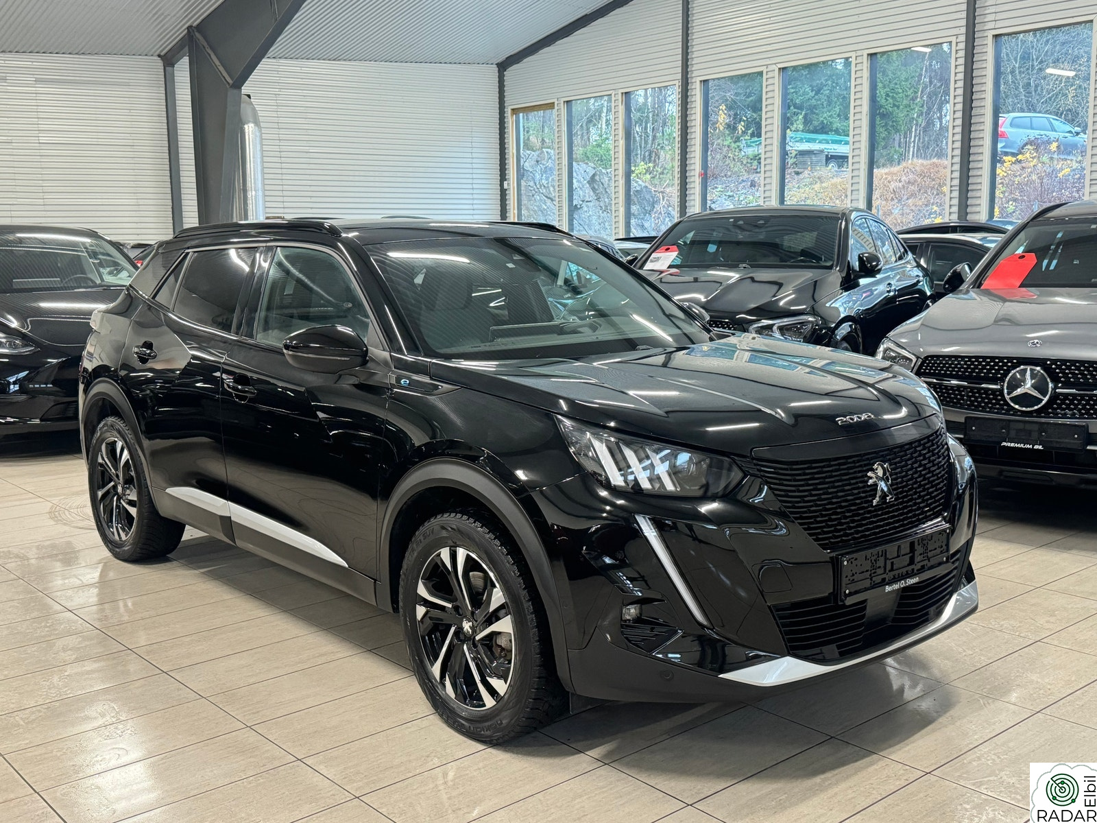 PEUGEOT 2008 GT Pack 3D I-COCKPIT,SKINN,KAMERA,KEYLESS,ACC,NORSK,18"
