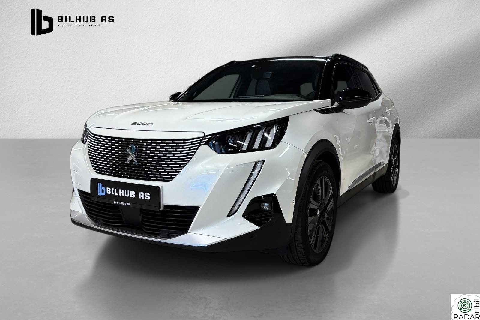 PEUGEOT 2008 GT 322km. | 1eier 360 ACC Pano Navi Lav km ++