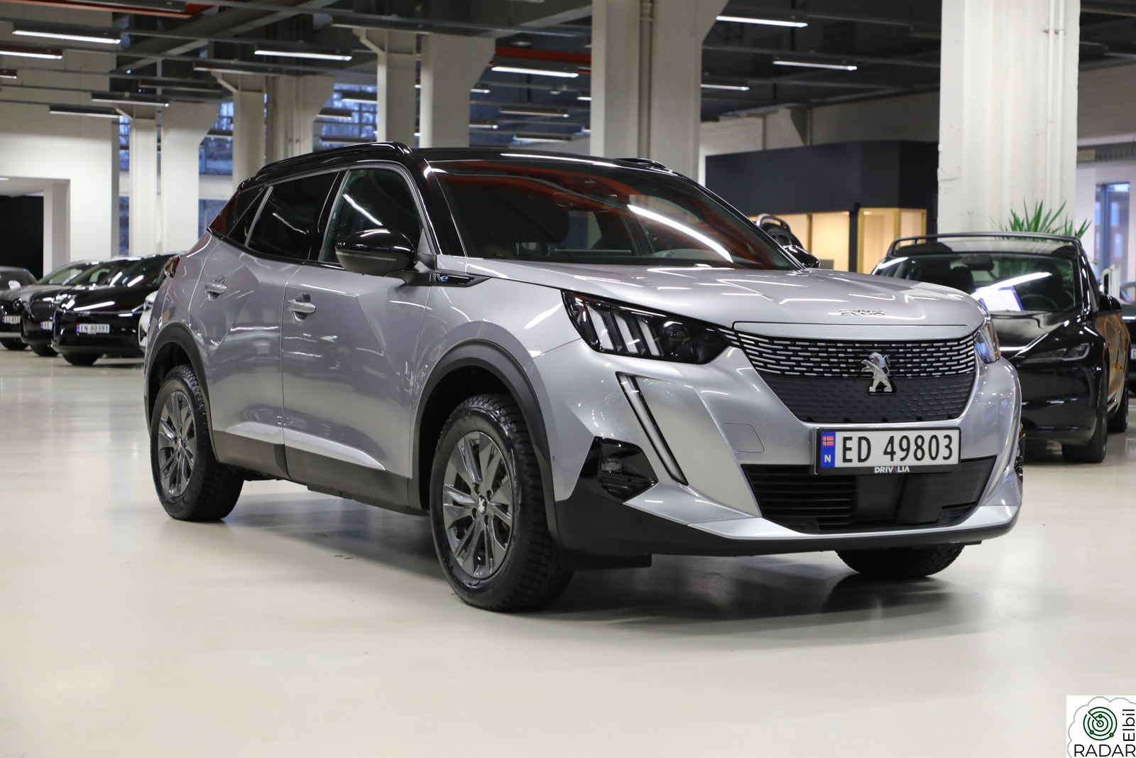 PEUGEOT 2008 GT/ACC/Kamera/Delskinn/Nye sommer/vinterdekk