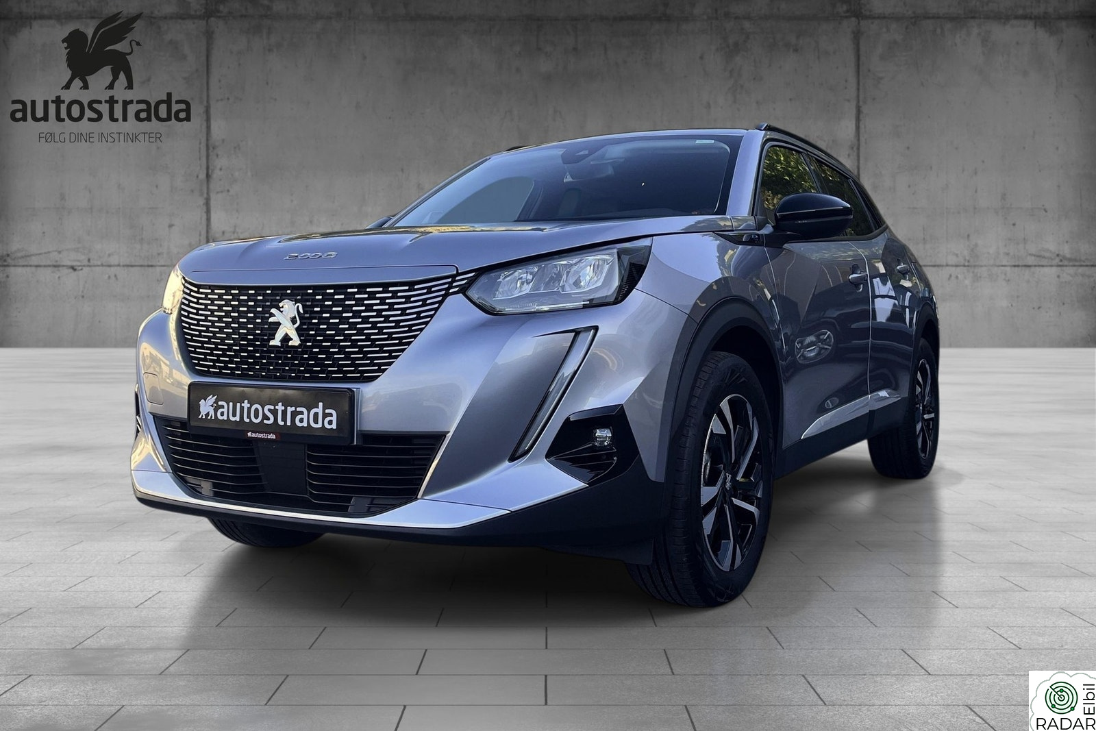 PEUGEOT 2008 Allure, Apple carplay, Lav km