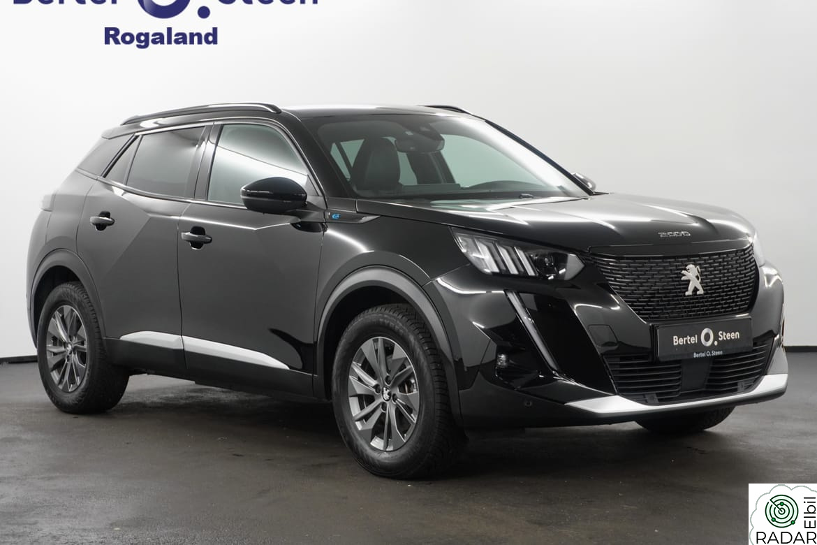 PEUGEOT 2008 GT 136 hk