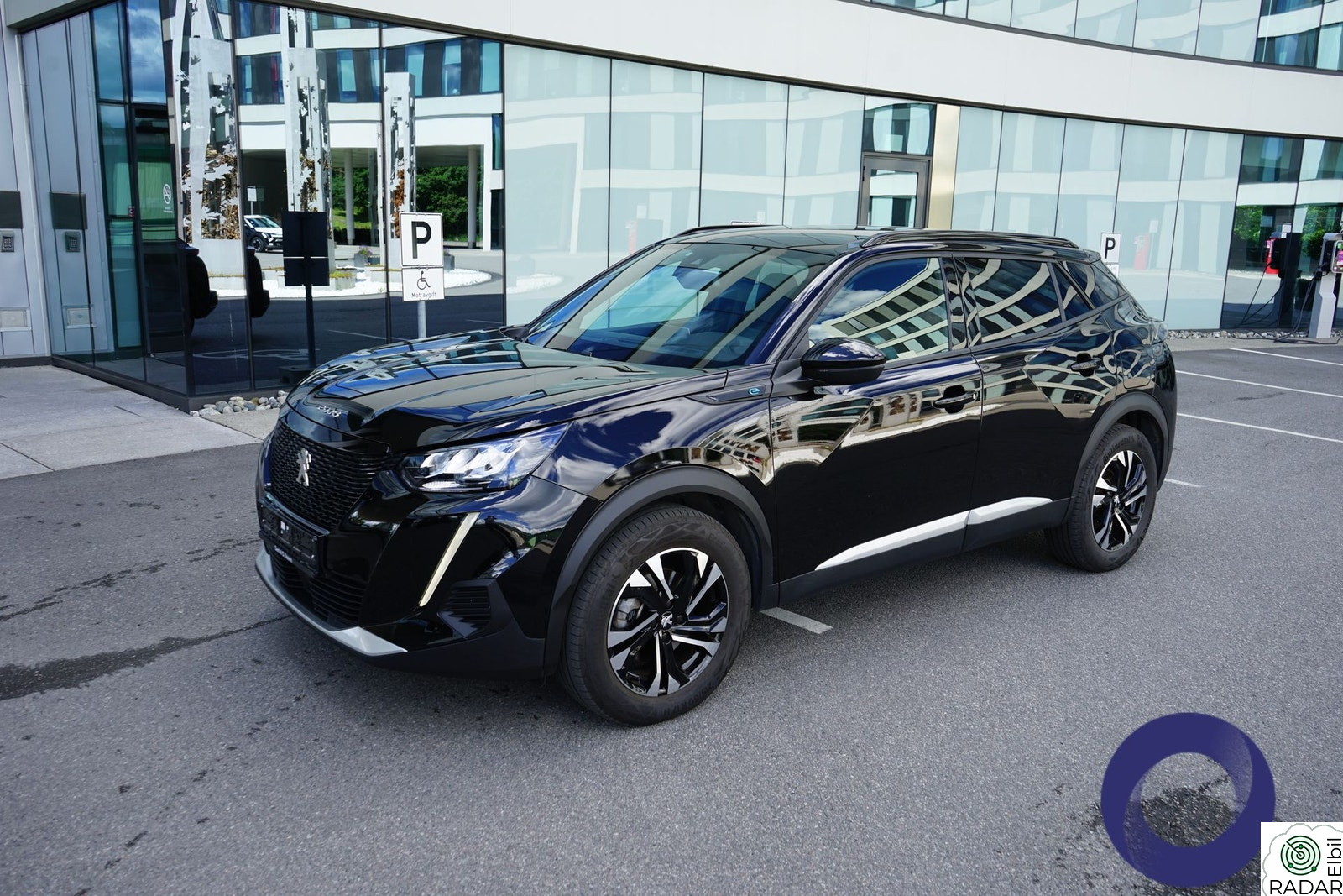 PEUGEOT 2008 Allure / fint utstyrt