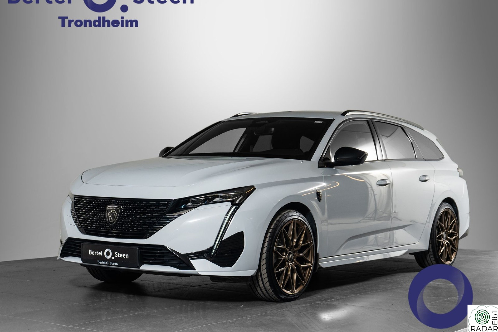 PEUGEOT 308 50 kWh GT | Krok | ACC |Prox keyless | El-AGR | Matrix