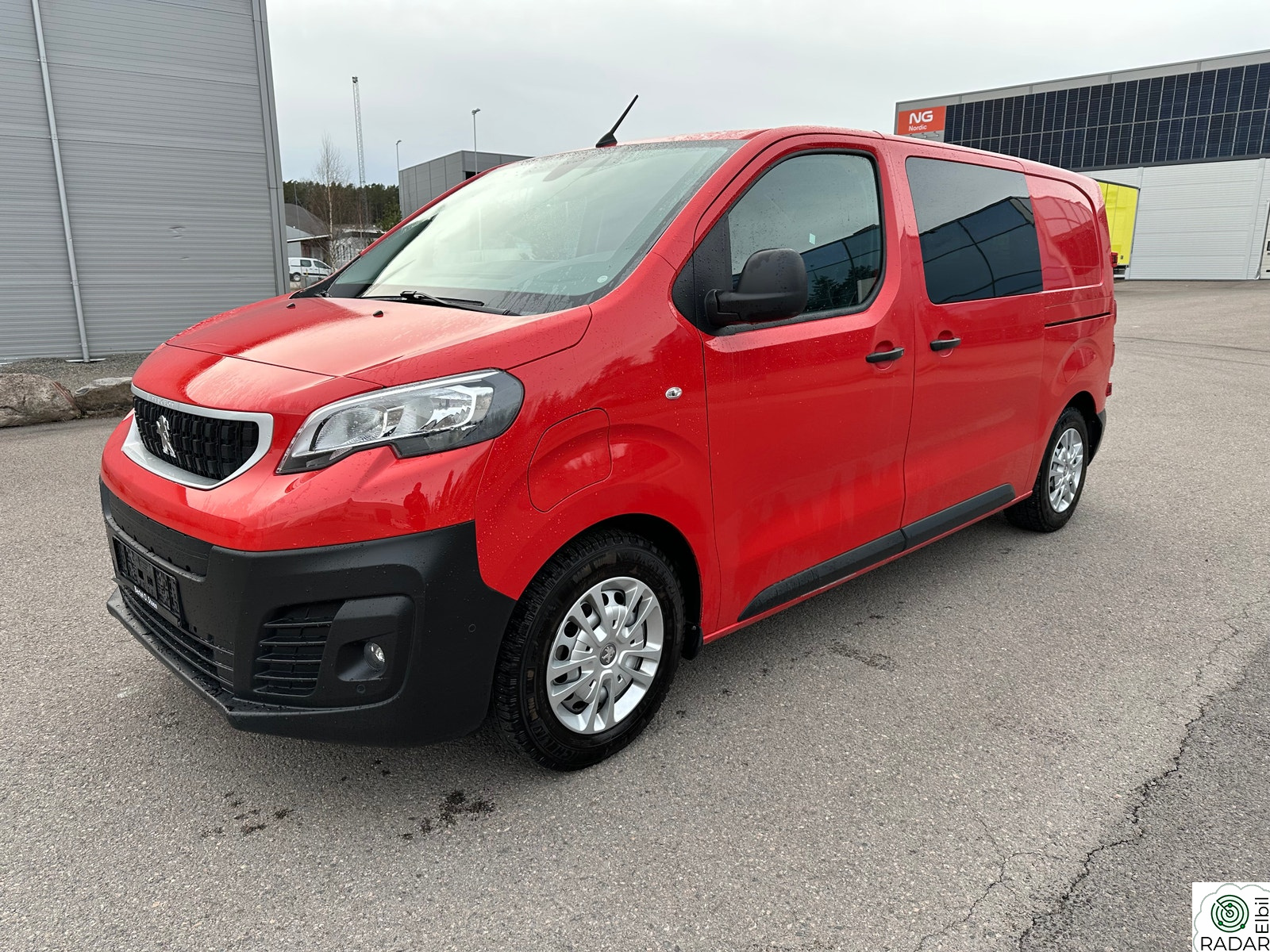 PEUGEOT EXPERT 75KWH,MESTER, EU-OK 11-2027,LAV KM!!