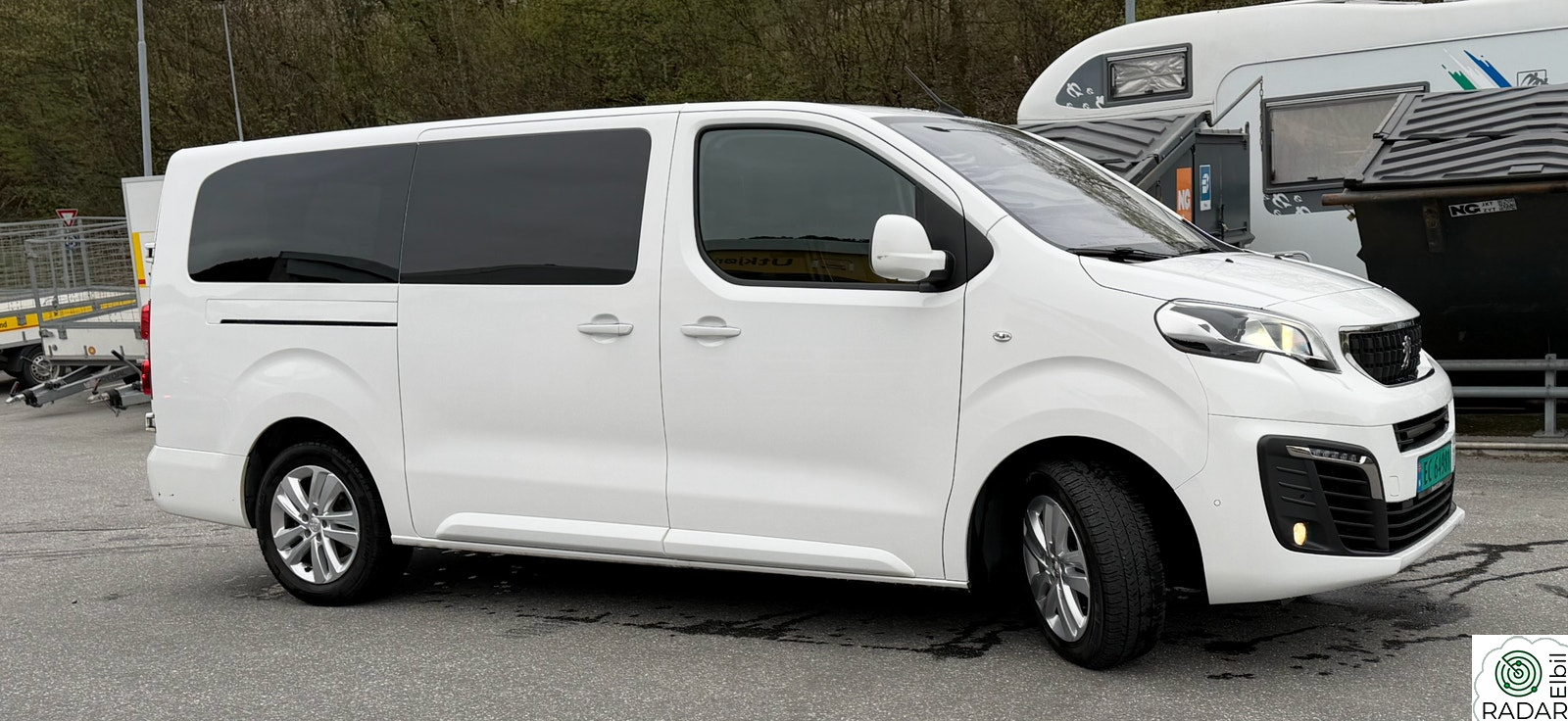 PEUGEOT EXPERT Mester Pluss L3 75kWh 136hk El. skyvedører, LAV KM