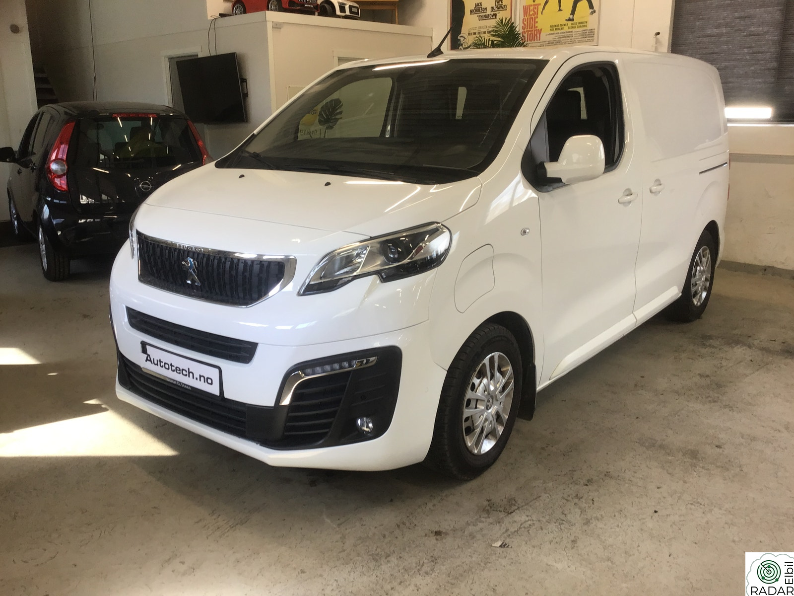 PEUGEOT EXPERT Mester Fleet L1 50kWh 136hk