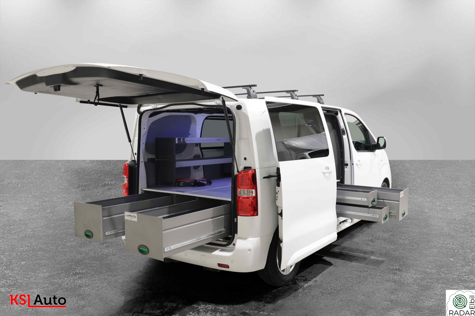 PEUGEOT EXPERT 75KW-Hengerfeste-Kamera- Innredning