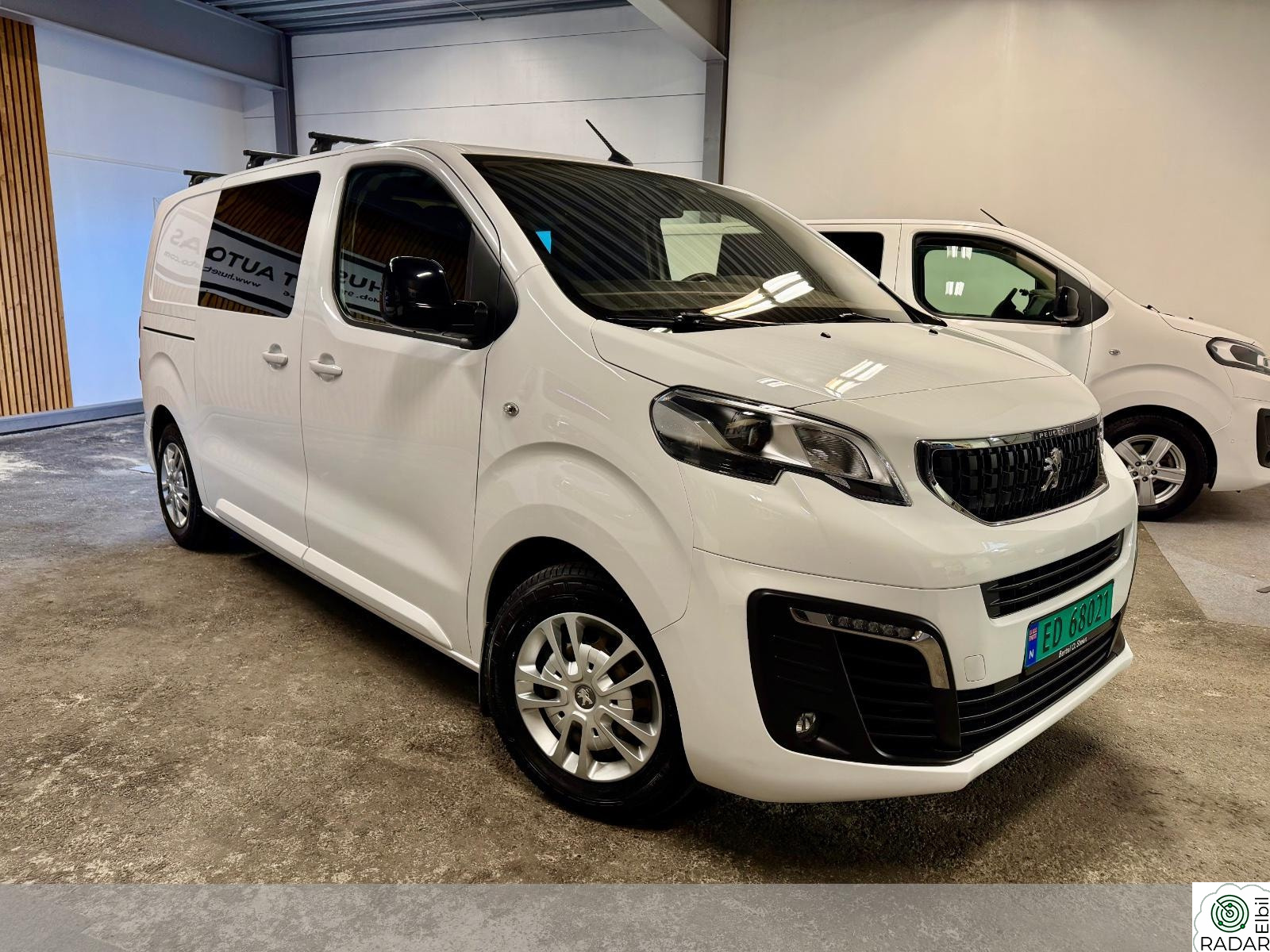 PEUGEOT EXPERT L2 75kWh/Krok/Innredning/Takstativ/BT/EU02-28 ++