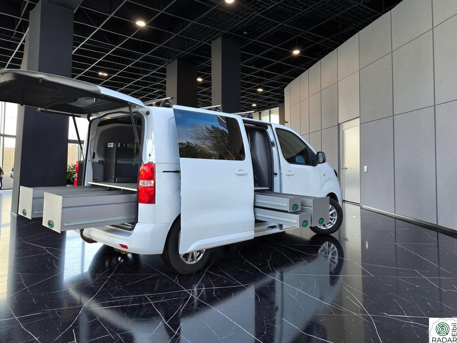 PEUGEOT EXPERT Mester L2 75kWh 136hk+INNREDNING+KROK+SERVICE