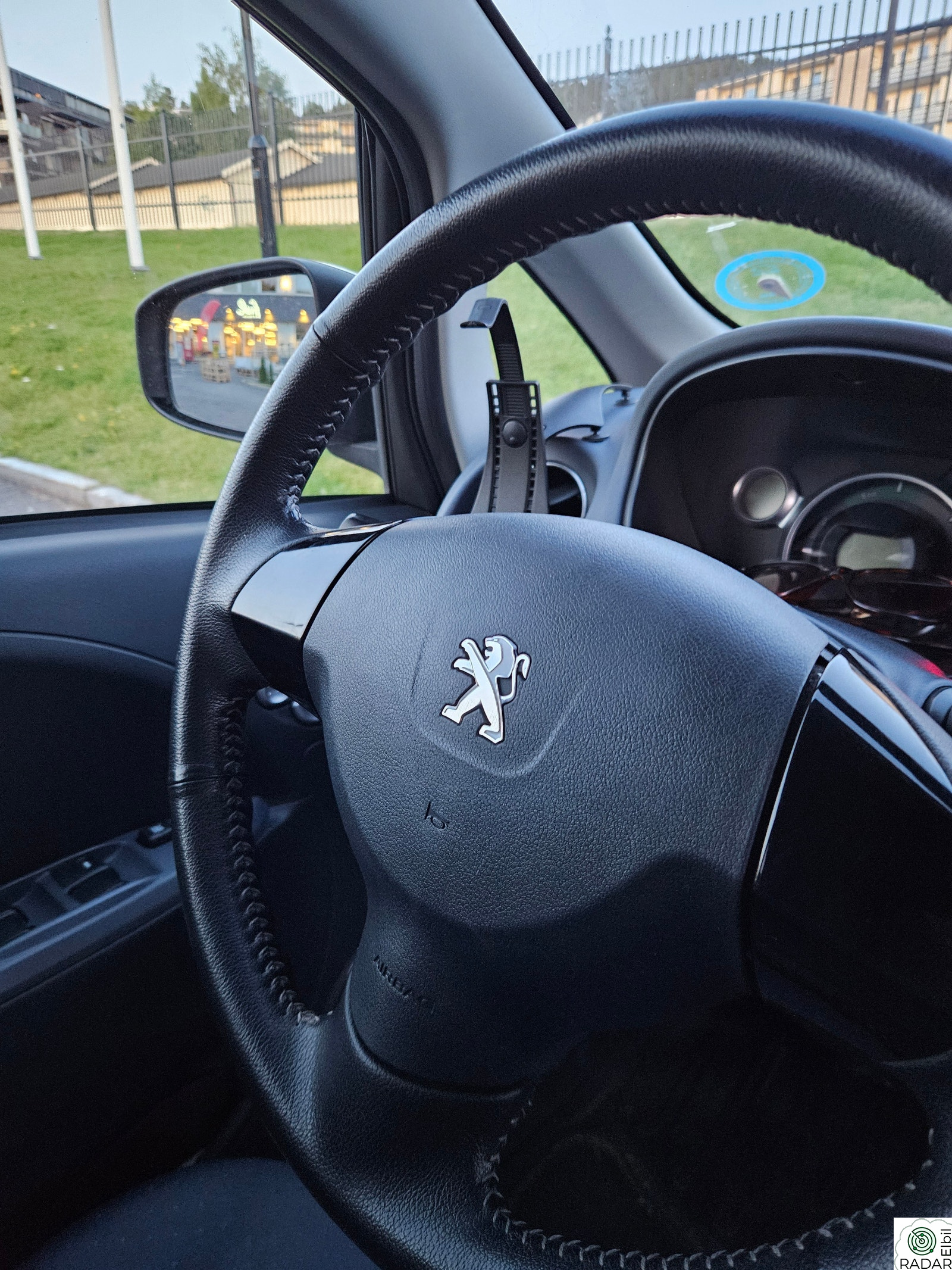 PEUGEOT iOn Elbil Active 67 hk