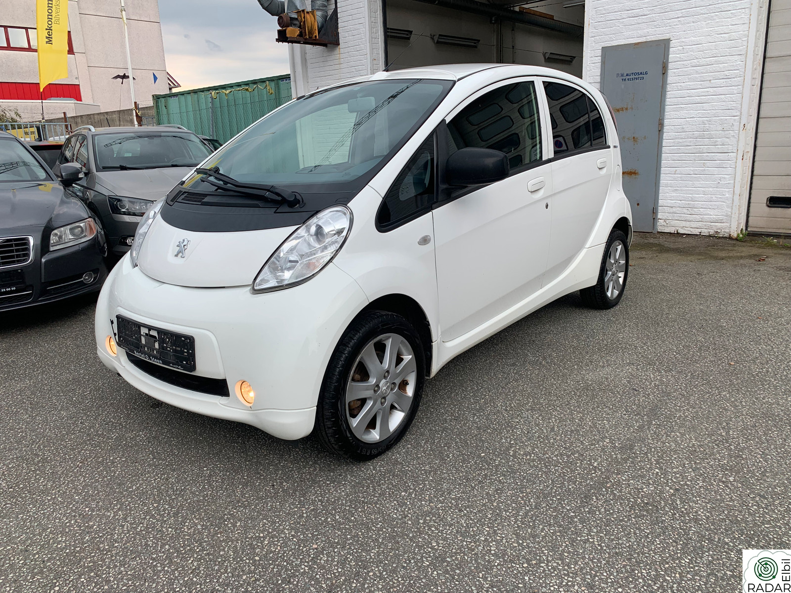 PEUGEOT iOn NY I NORGE. KOMPLETT SERVICEHEFTE.