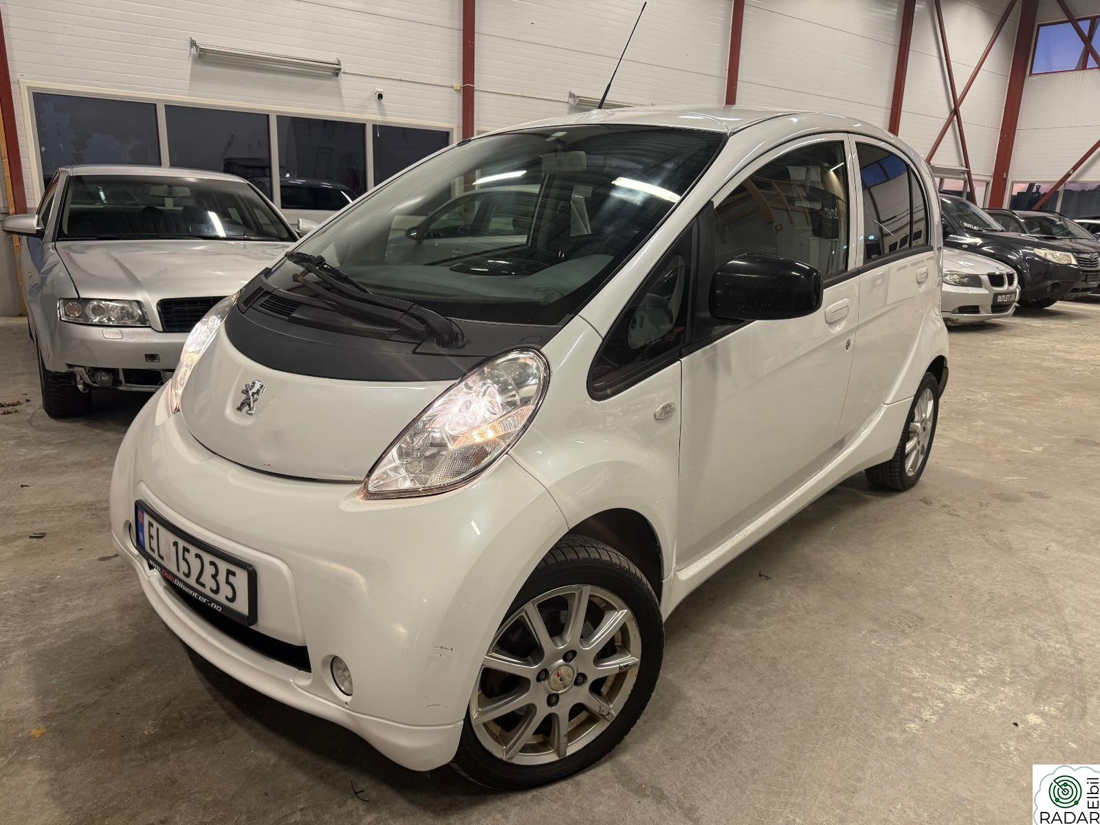 PEUGEOT ION EU OK 2027/ AUTOMAT/ PERFEKT LITEN BY BIL/ NY SERVICE!!