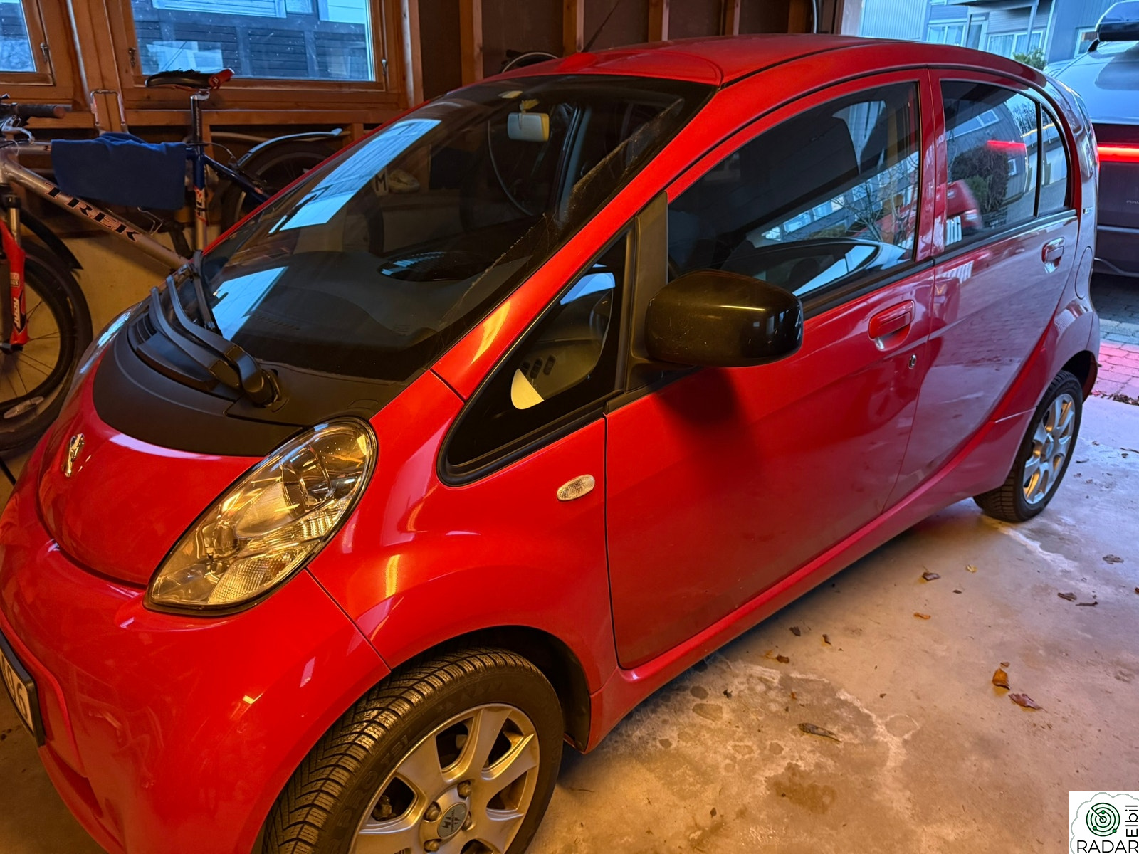 PEUGEOT ION Elbil nivå 1 64 hk edition