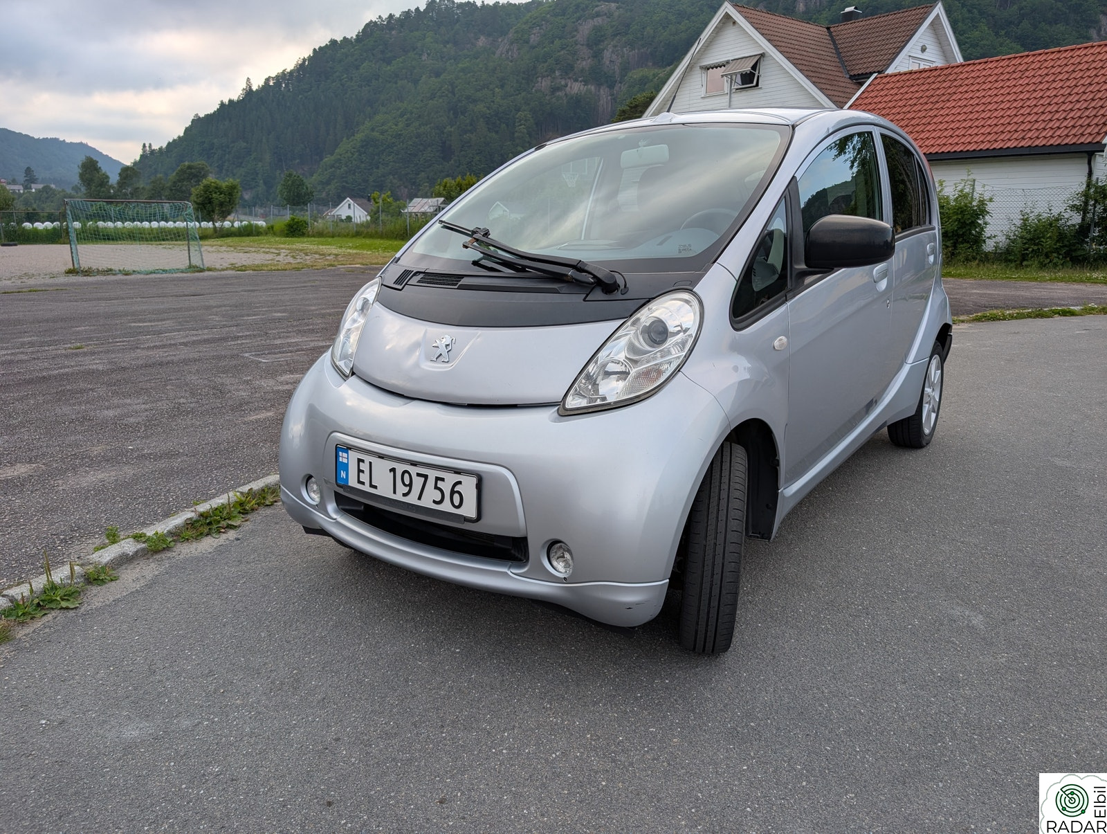 PEUGEOT ION