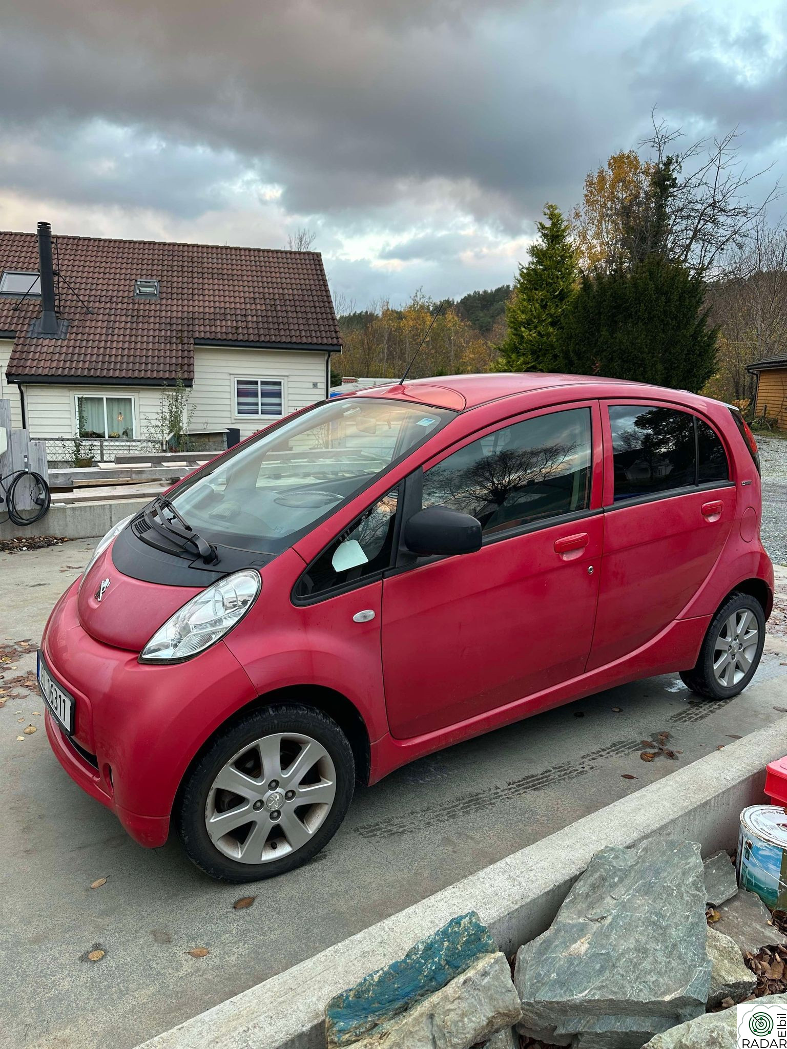PEUGEOT ION