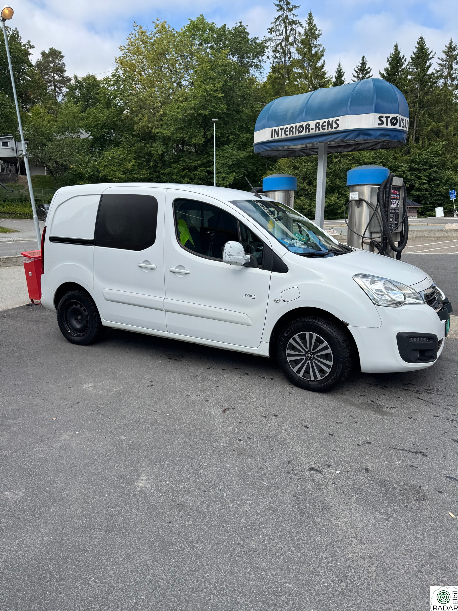 PEUGEOT PARTNER