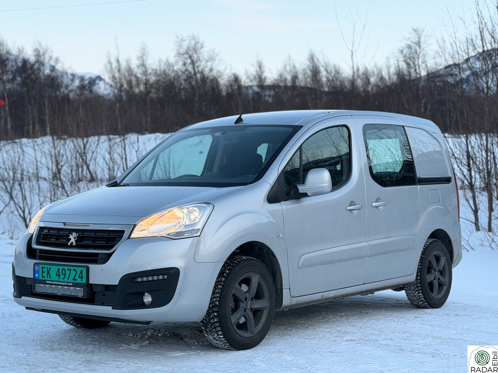 PEUGEOT PARTNER Aut /Ekstralys /2xSkyv /DAB /Cruise