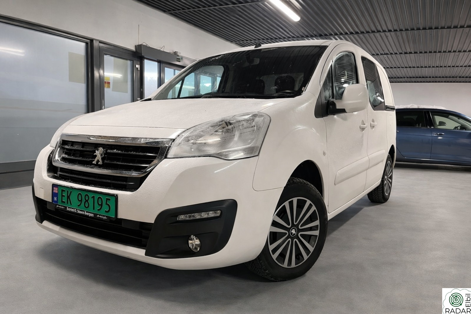 PEUGEOT PARTNER EU 04.2028 // 1 EIER // AUTOMAT // HISTORIKK // +++