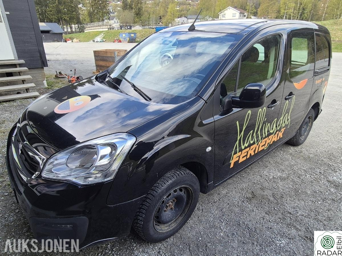 PEUGEOT PARTNER Elektrisk 67hk L1, 3 seter, 2 skyvedører, repobjekt